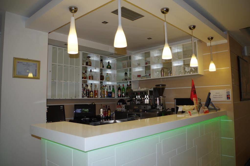 Lux Hotell Vlorë