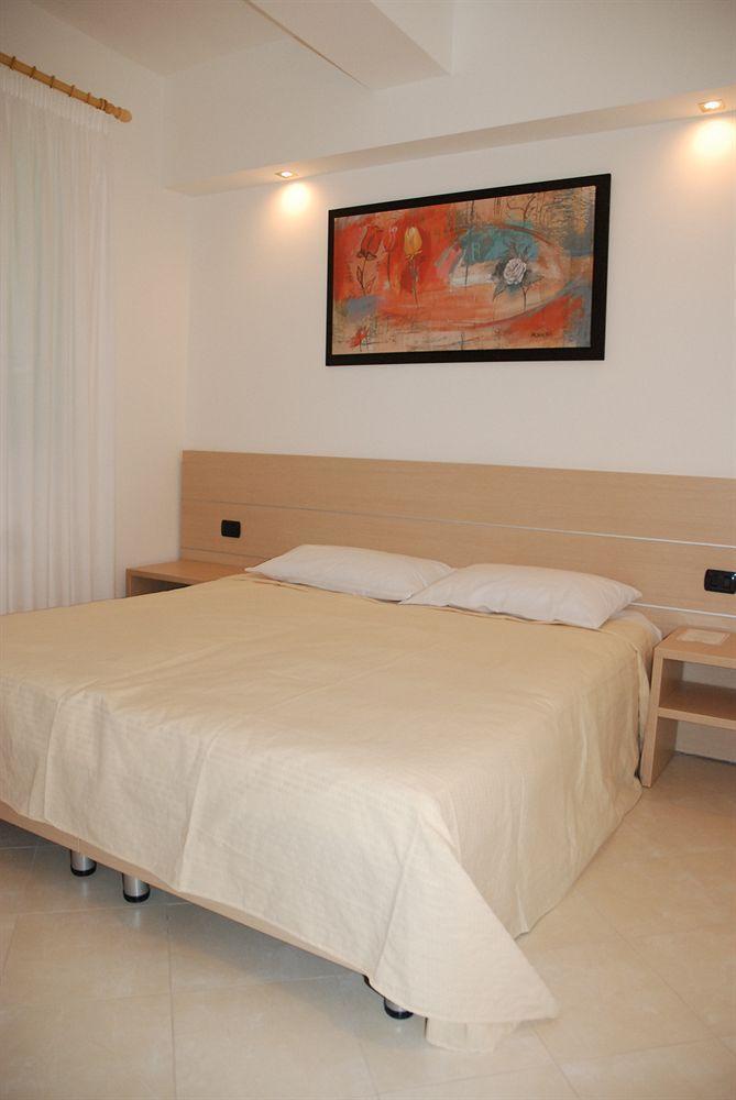Hotel Lux 3*
