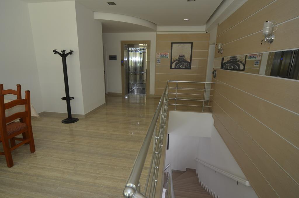 Hotel Lux 3*
